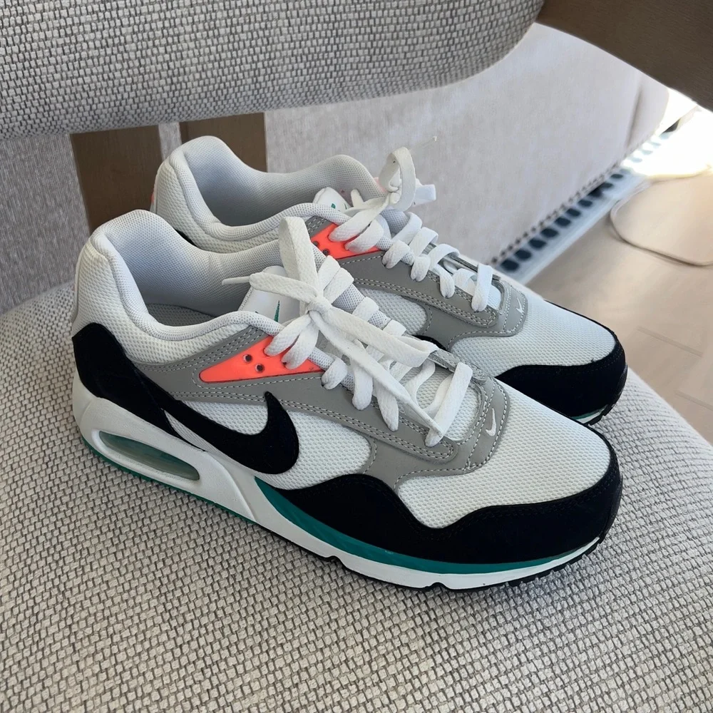 NWOB Nike Air Max Correlate Sneakers in White / New Green / Bright Mango / Black - Picture 2 of 8